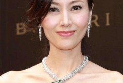 李嘉欣往期爆料视频播放,往期爆料视频背后的故事与真相