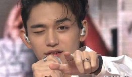 黄旭熙被粉丝爆料视频,事件引发热议