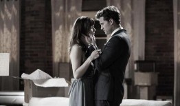 五十度灰在线观看完整版电影版,禁忌之恋的激情演绎